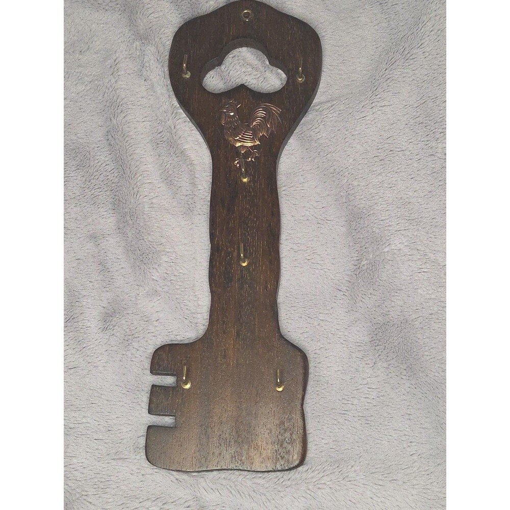 Vintage Wooden Key Shaped Wall Key Holder with Rooster – Farmhouse Decor